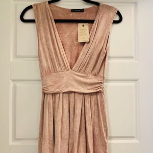 Very cute boutique pink top!